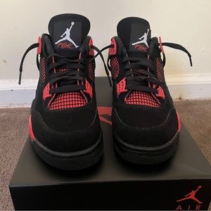 Jordan 4 Red Thunder size 8